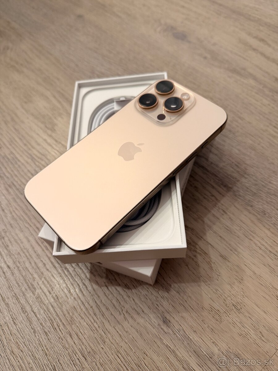 Predam Iphone 16 Pro 256GB Titanium - TOP STAV - 3