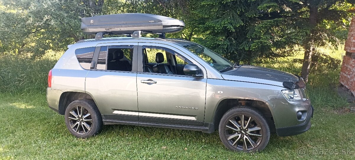 Predám Jeep Compass 4x4; 2,2 nafta, rv:2012 - 3