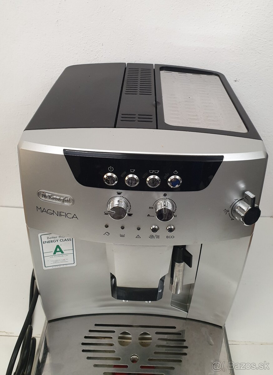 De Longhi Magnifica ESAM 04.110.S - 3