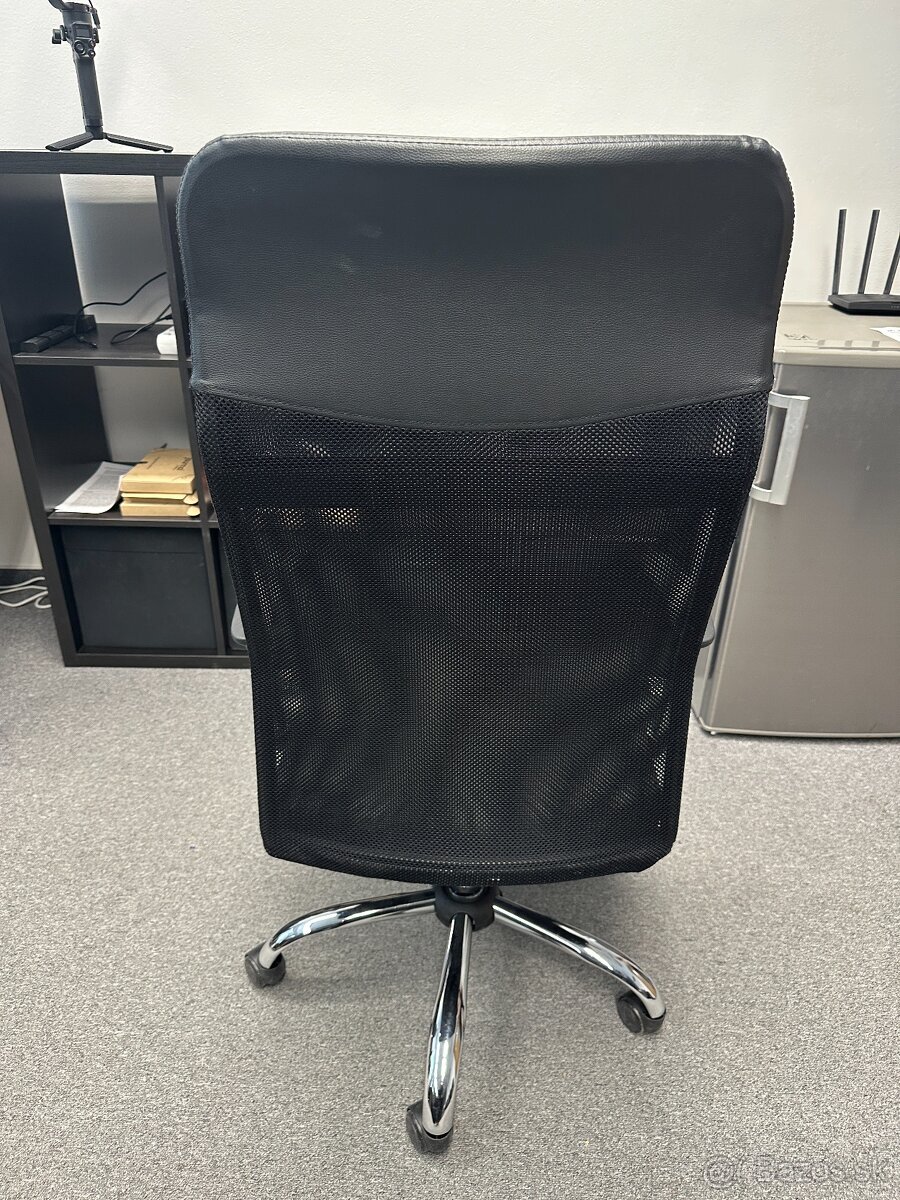Kancelárska stolička - 3