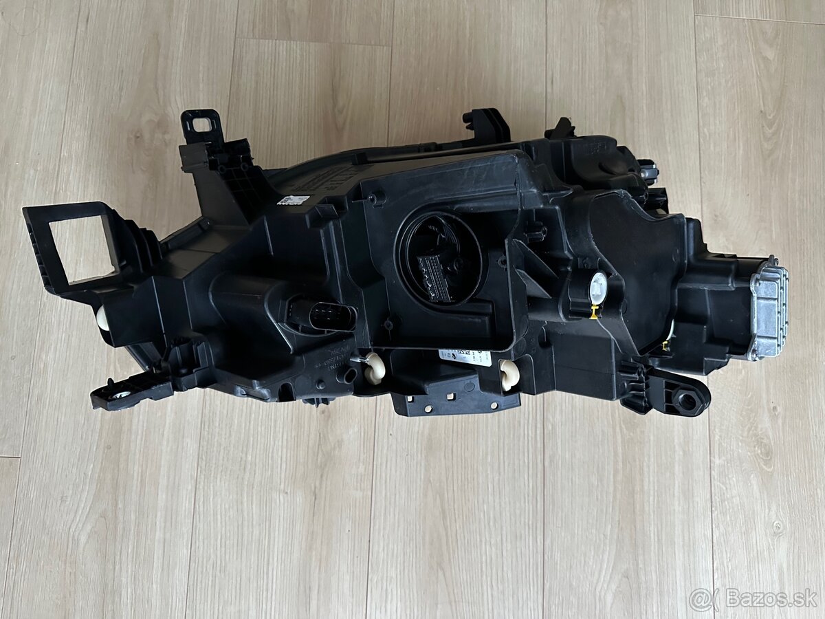 Volkswagen ID4 Svetlo - 3