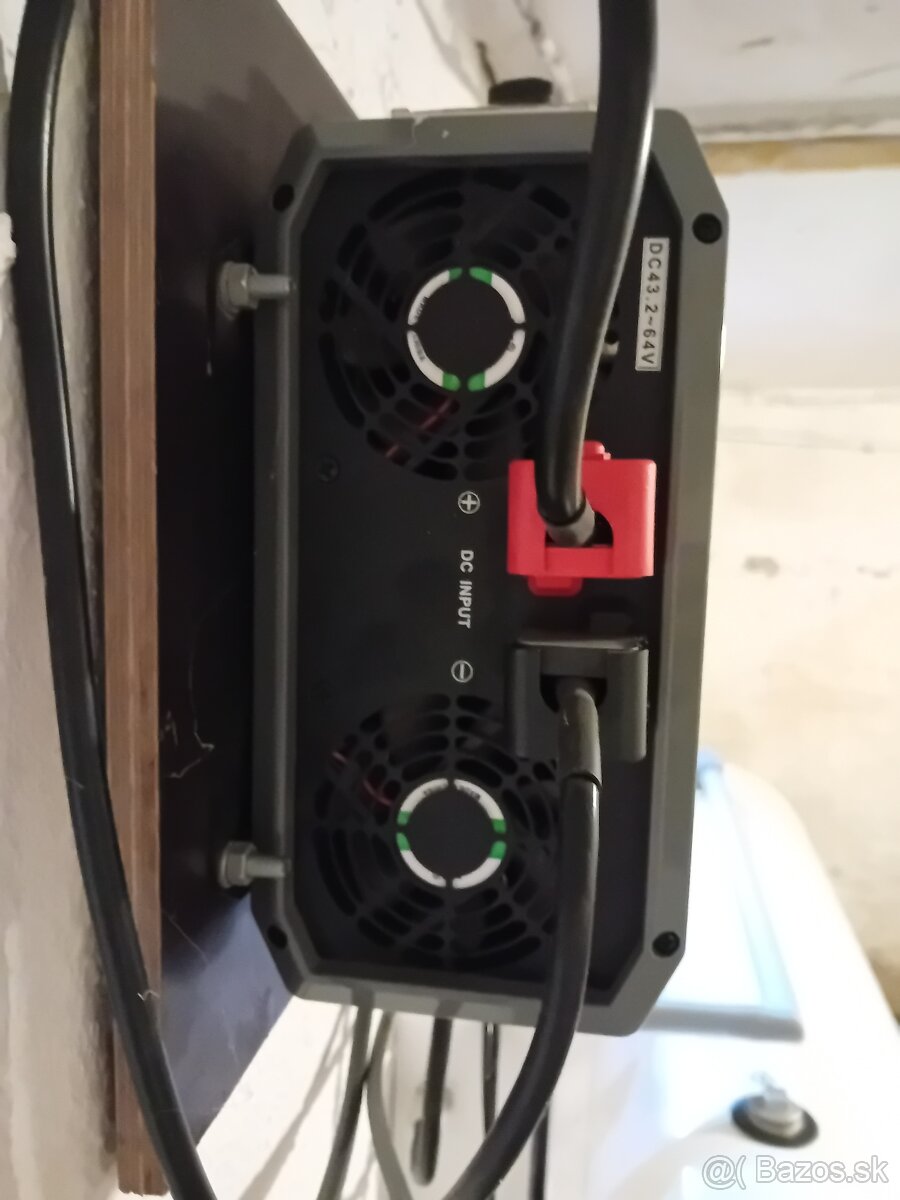 Menič 48V 3000W Epever I-Power plus - 3