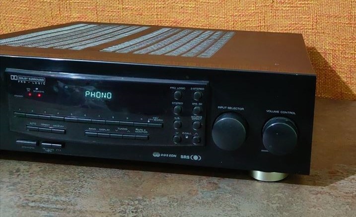 Kenwood KR-V6090 - 3