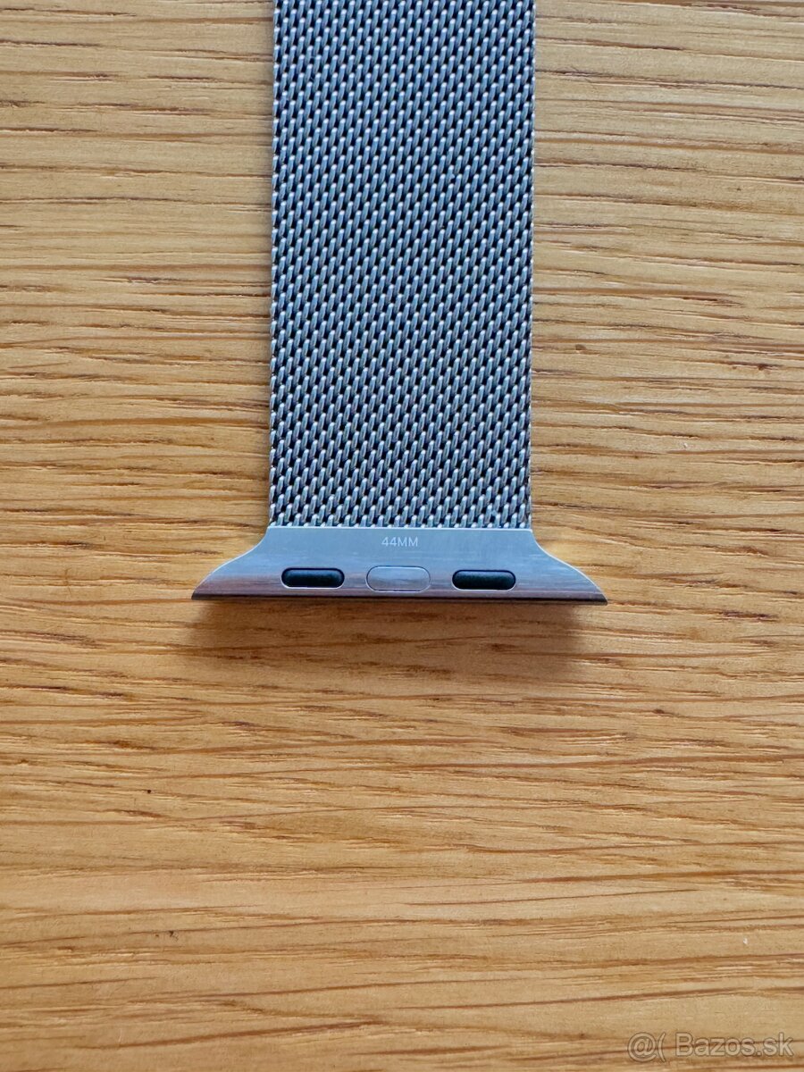 Apple Watch Milaneese Loop 44mm Strieborný - 3
