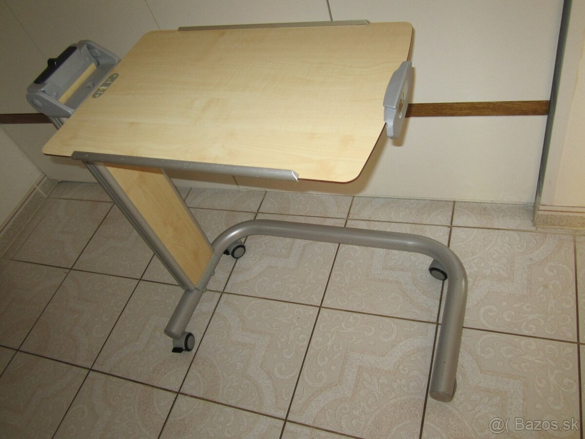Stolík ku zdravotníckej posteli - 3