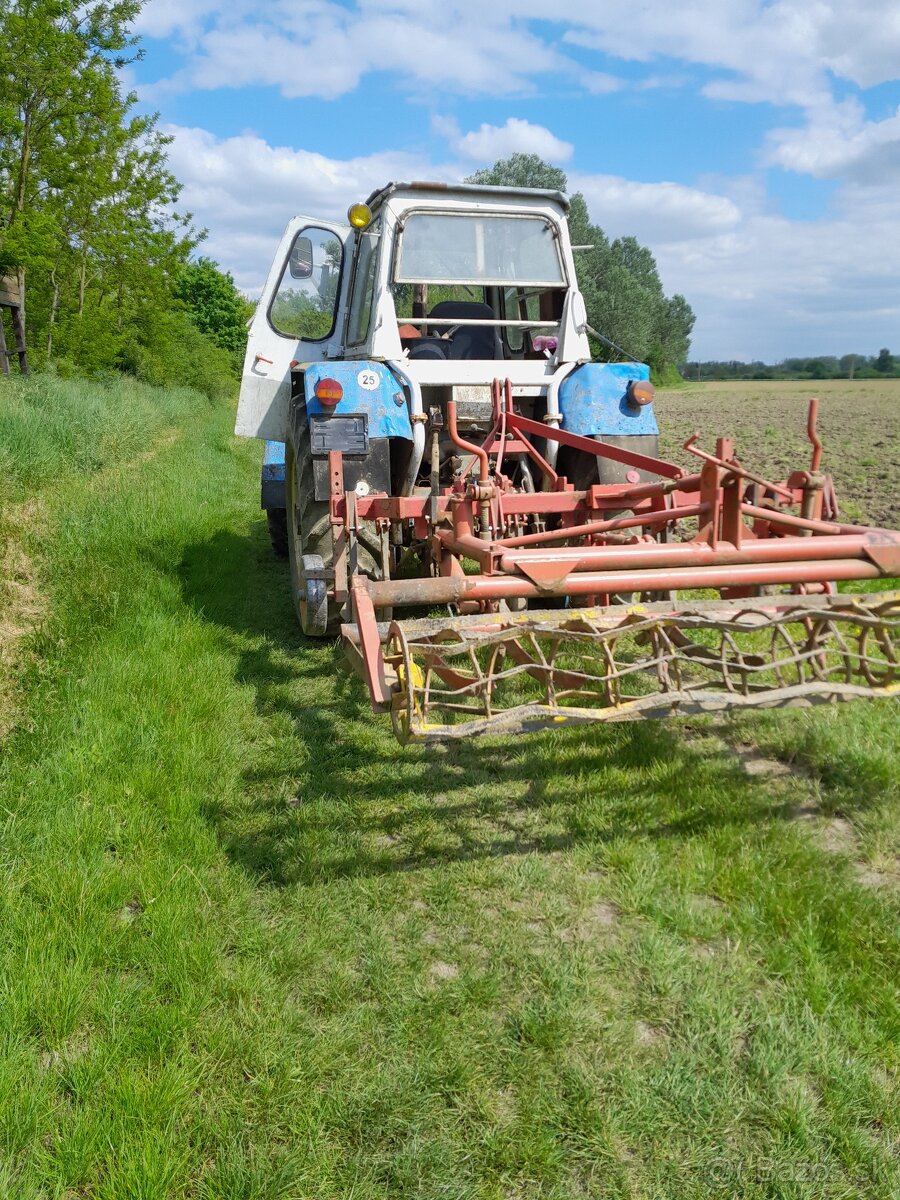 Radlicový podmietac - 3