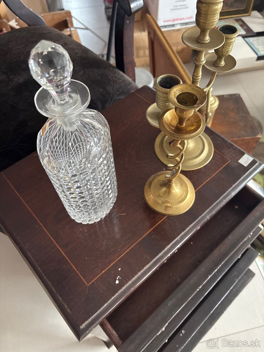 Starožitná komoda z 30. rokov - 3