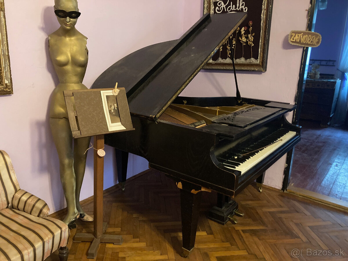 Klavírne krídlo zn.Rous (ČSR - Jičín ) - 3