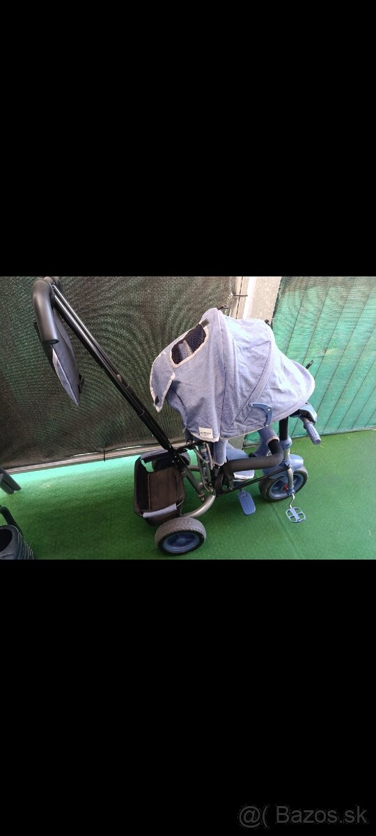 Detská sliapacia trojkolka so svetlami a klaksónom - 3