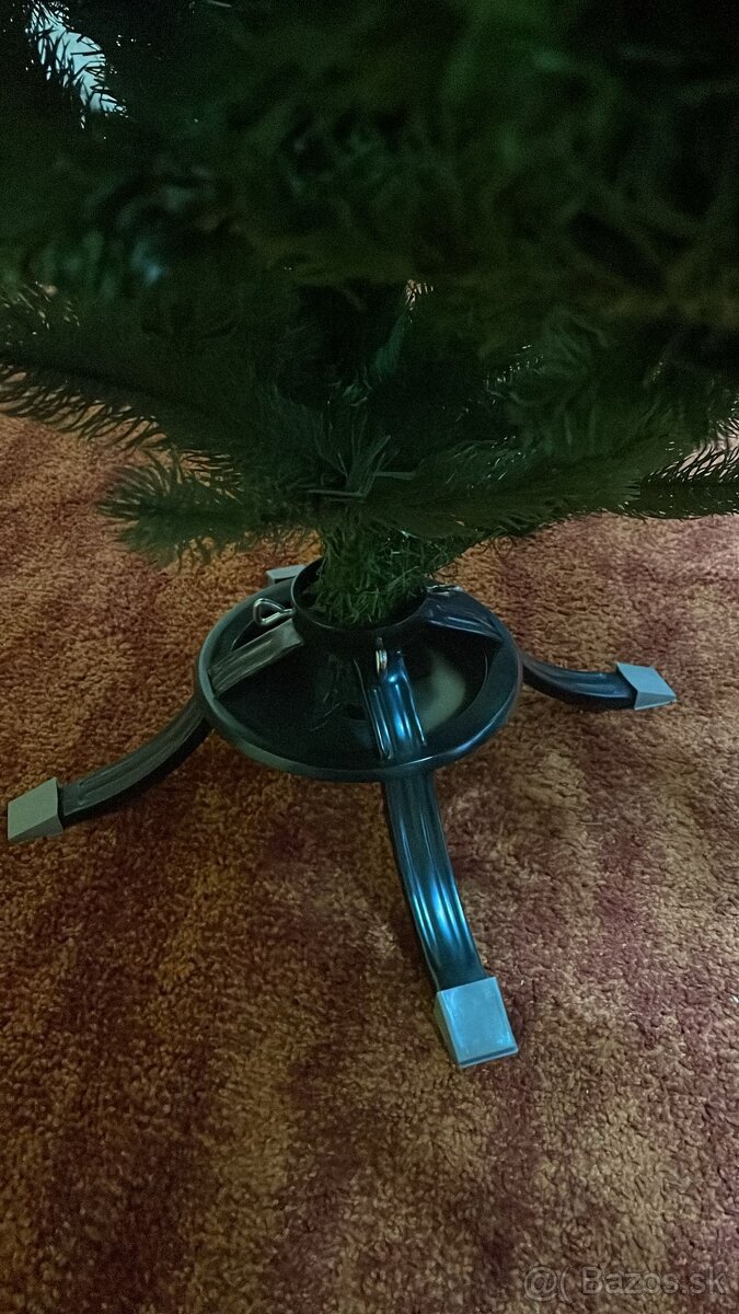 Vianočný stromček umelý - 3