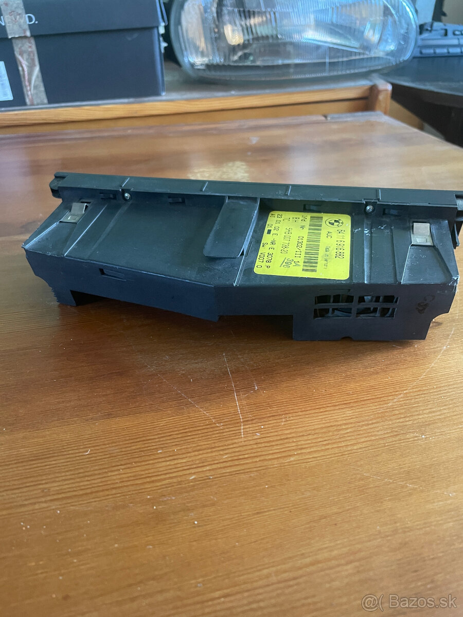 Predám originálne rádio a ovladanie klimatizácie na BMW e46 - 3