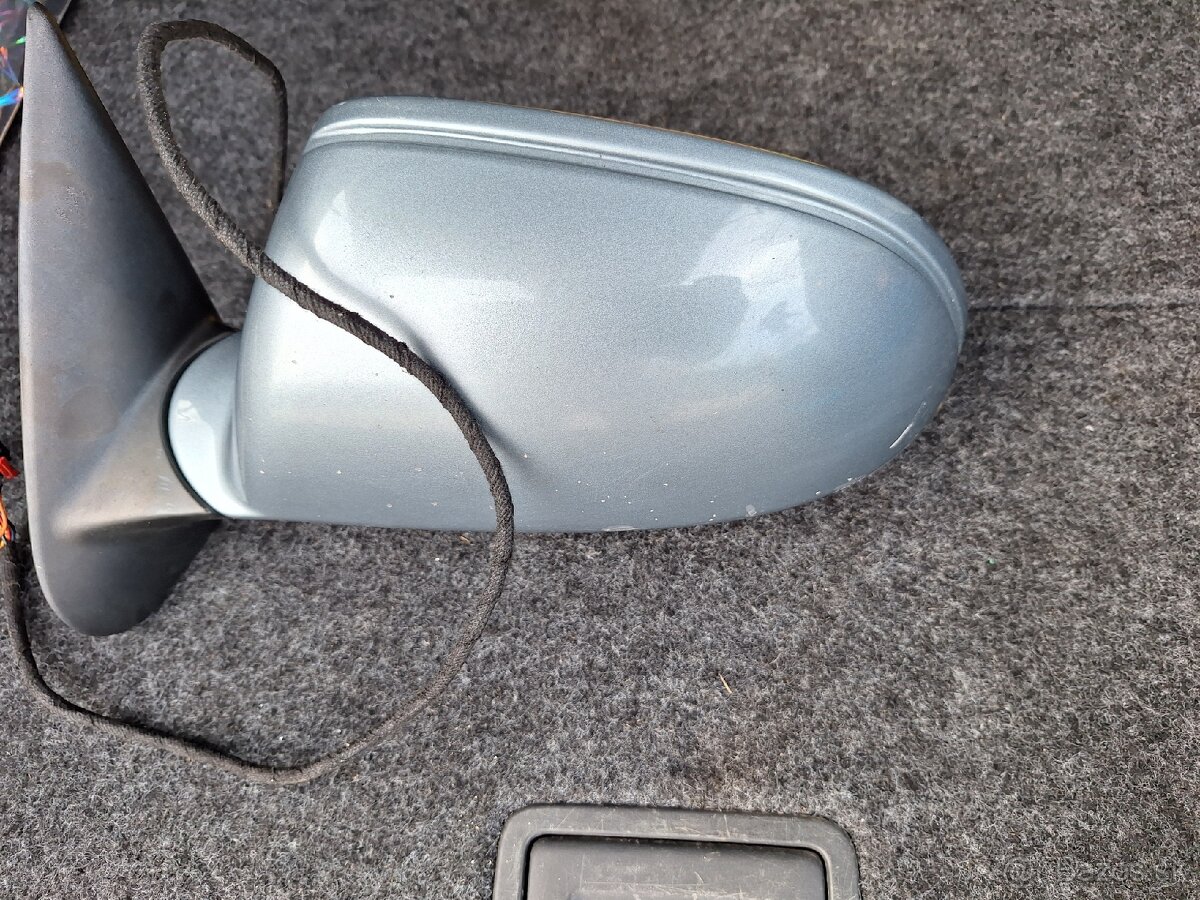 ZRKADLÁ OKTAVIA 2 - 3