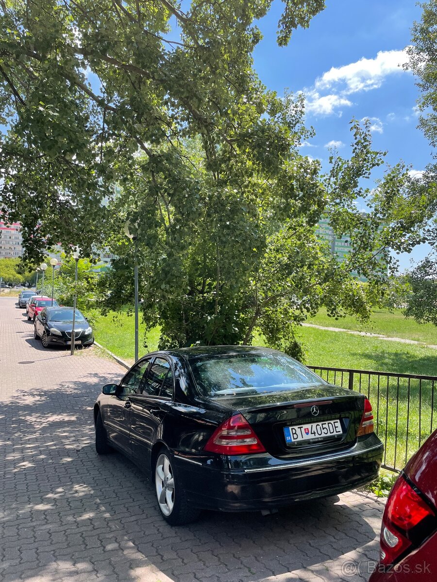 Súrne Mercedes Benz C220 CDI (w203) Avantgarde - 3