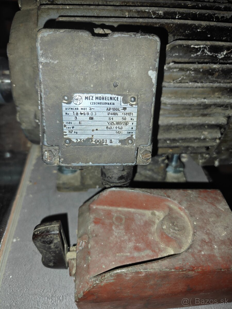 Štiepačka na drevo - 3