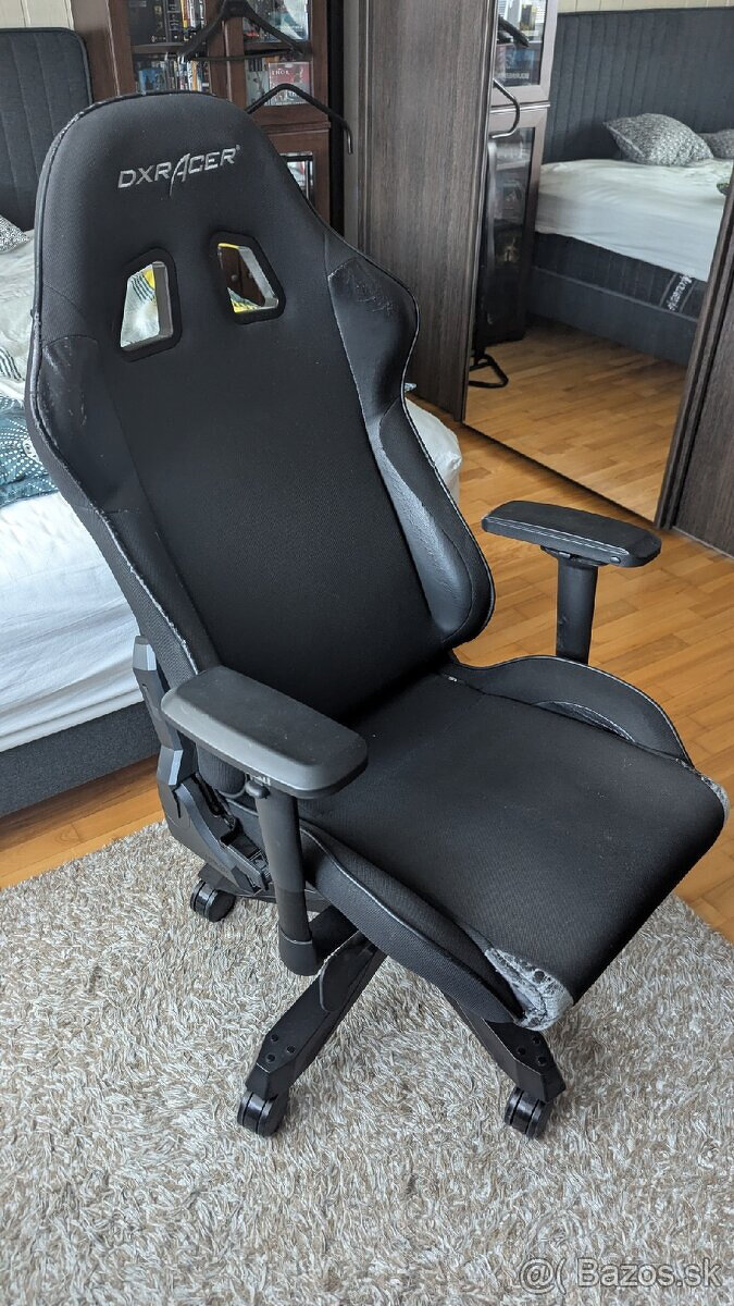 Dx Racer King stolička - 3