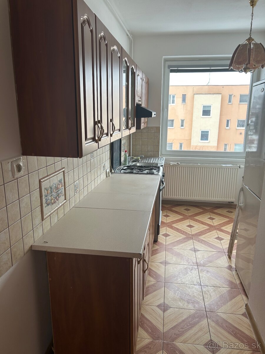 Prenájom 2.izbový byt Valaliky - 3