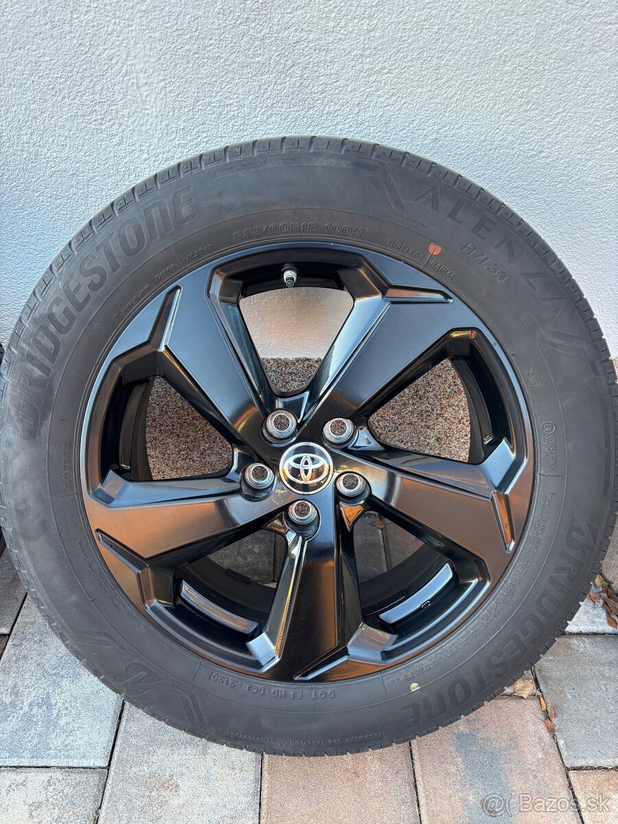 Toyota Rav4 5gen originál alu sada 18” - 3