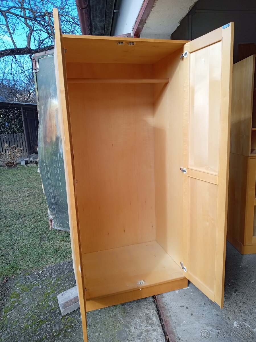 Šatníková skriňa - 3
