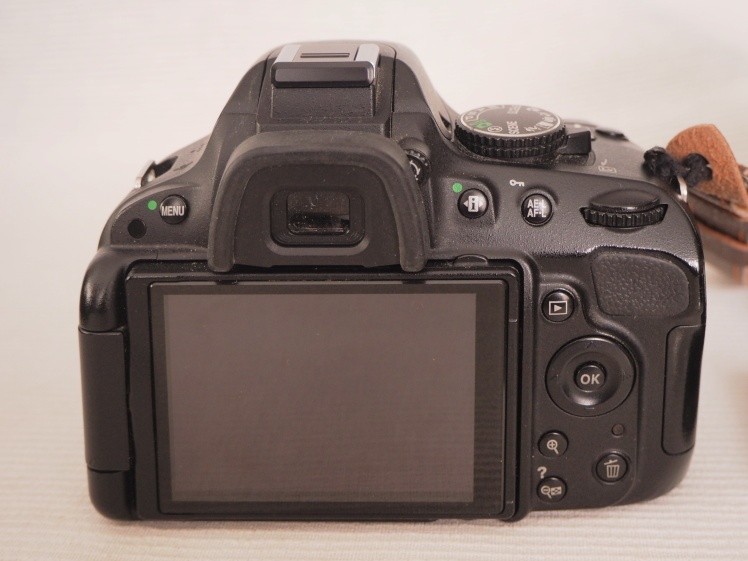 Nikon D5100 s príslušenstvom. - 3