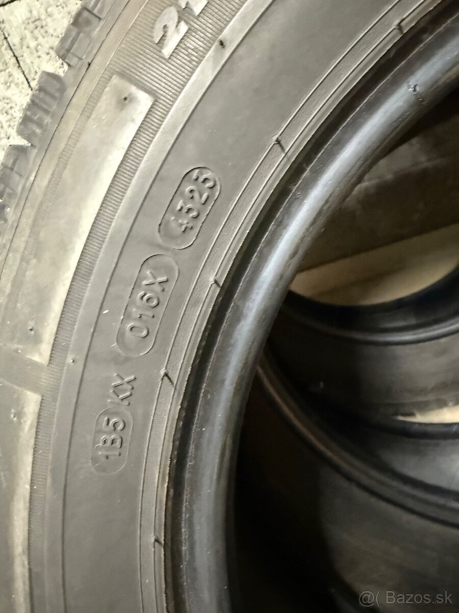 Michelin 215/60 R17 C - 3