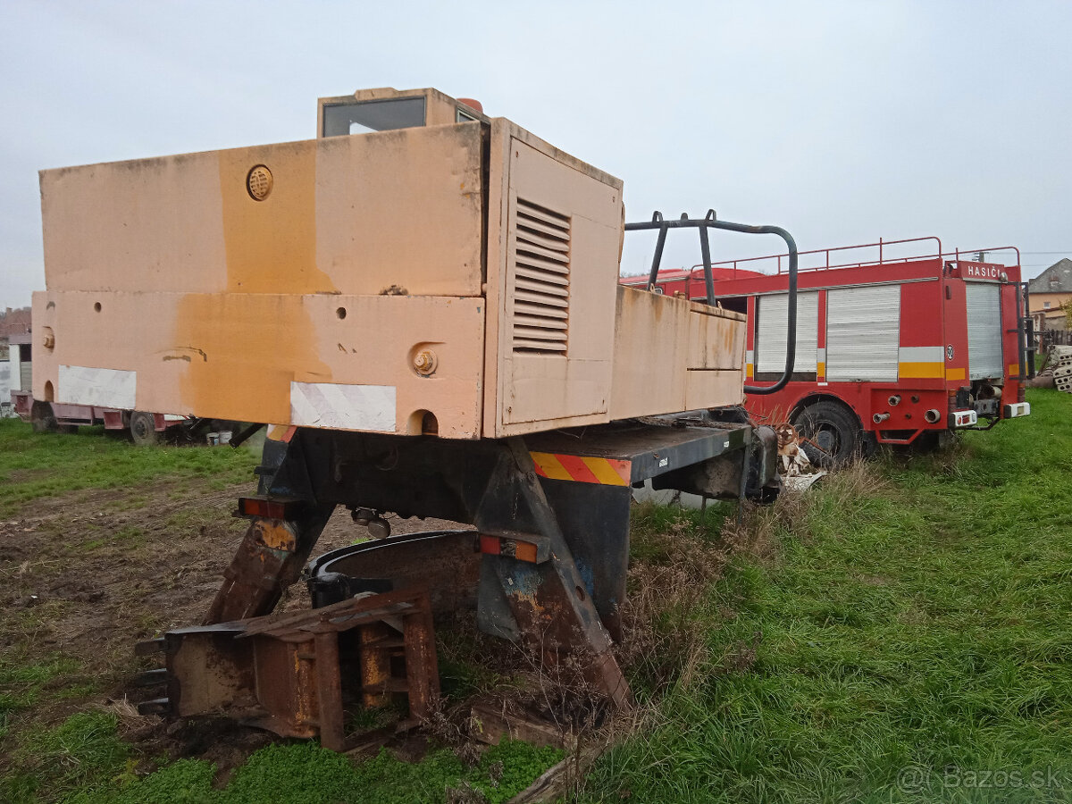 TATRA UDS NA NAHRADNE DIELY - 3