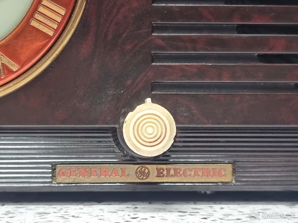GENERAL ELECTRIC 》 MODEL 60 》5 Tube Radio + Electric Clock - 3
