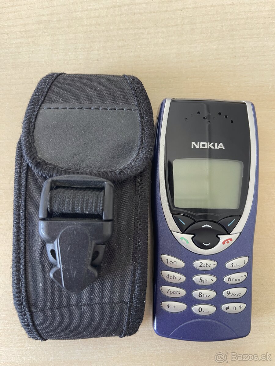 NOKIA 8210 - 3