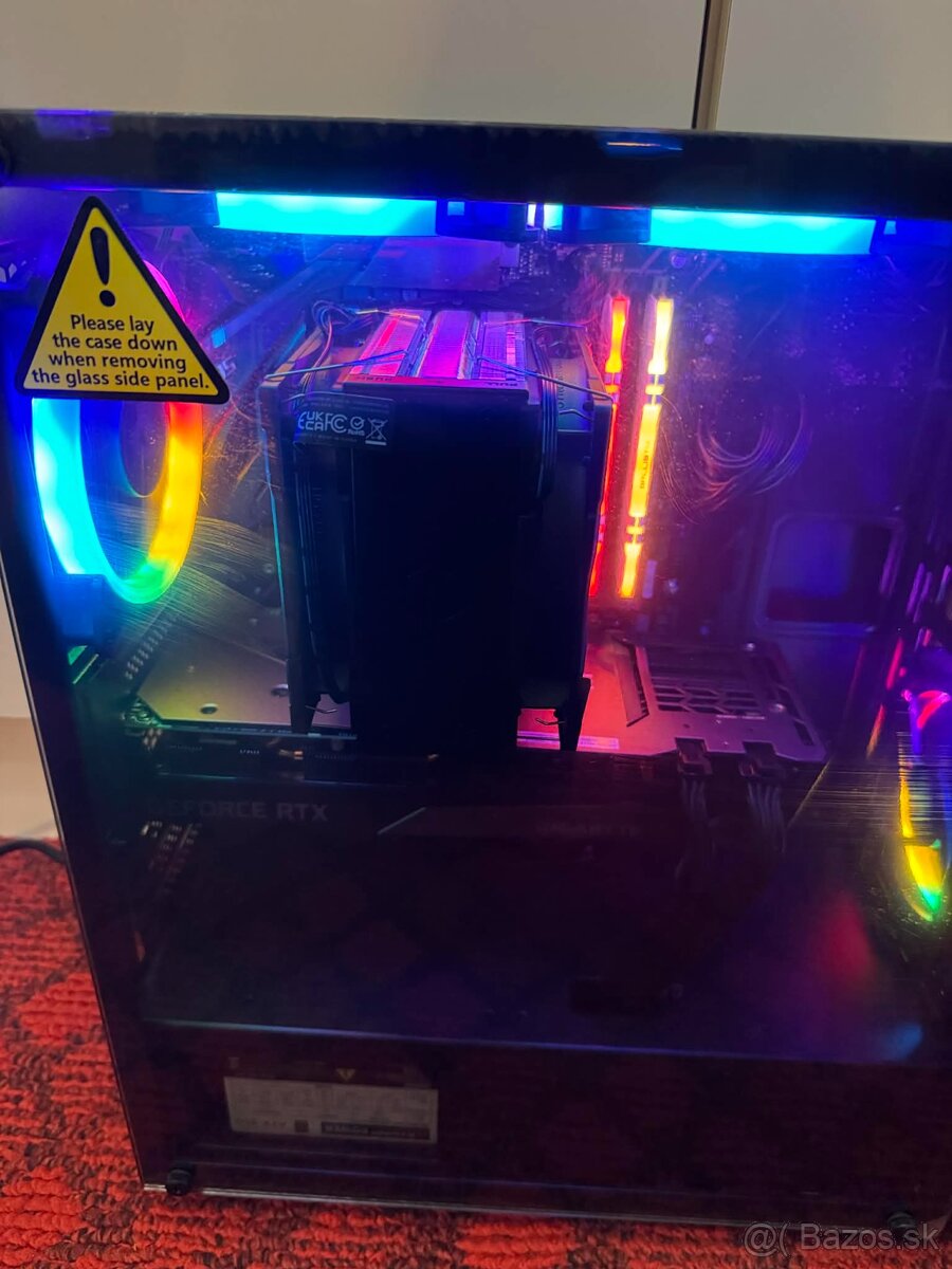 Ryzen 7 5700X, RTX 3070, 16GB DDR4 - 3