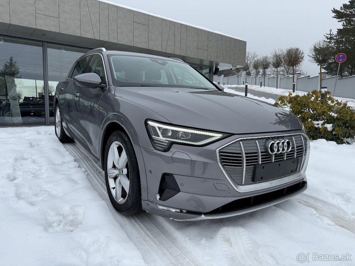 2020 Audi E tron 50 - 3