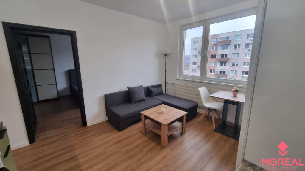 Prenájom 1- izbový byt - 3