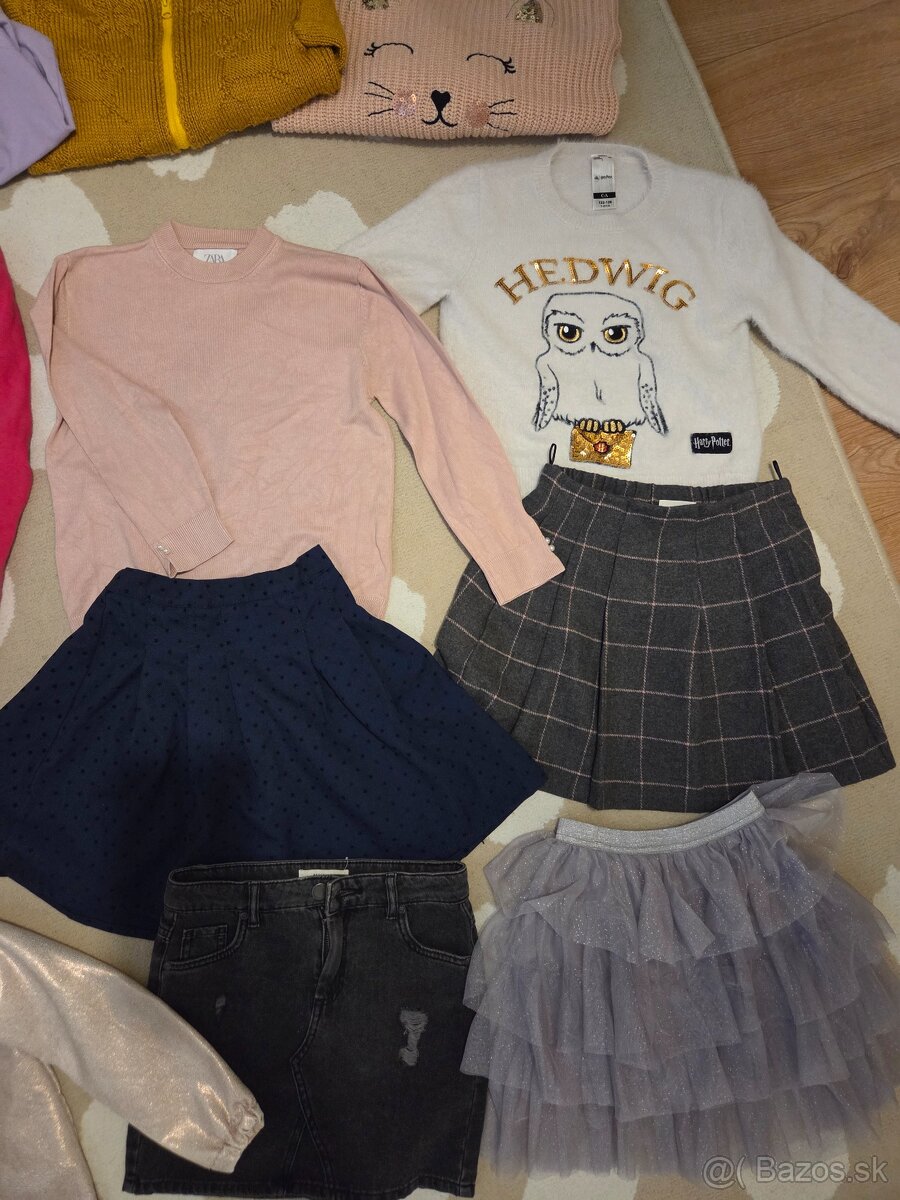 Balik oblečenia veľ.128 - 3