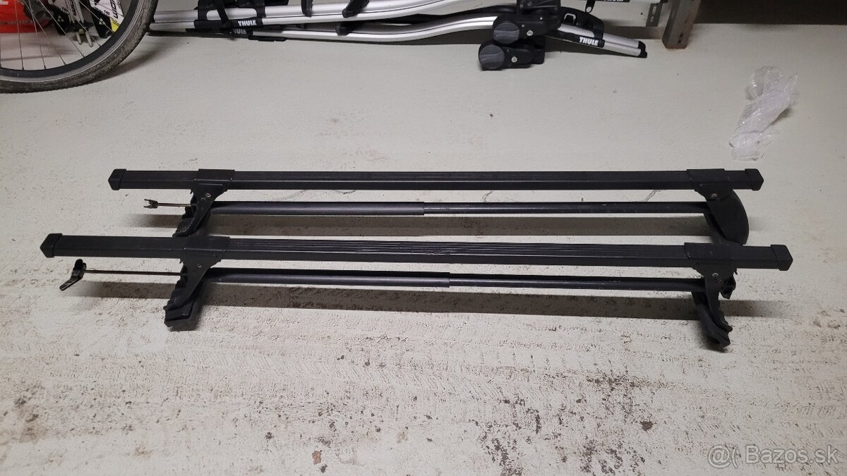 Strešné nosiče Thule na Škoda Octavia 2 - 3