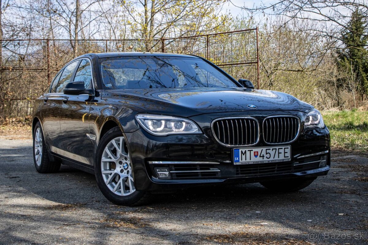 BMW 750d xDrive | 2017 | servis, výborný stav - 3