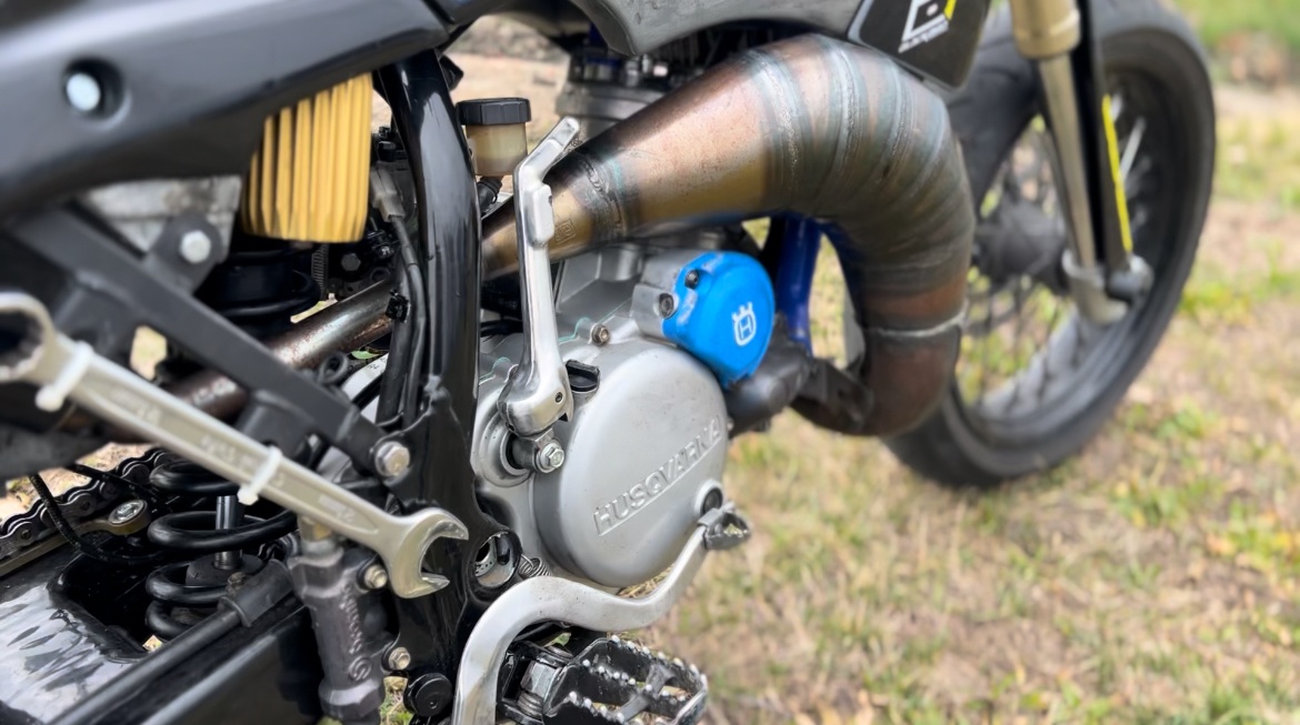 Husqvarna SM 125 Supermoto rv. 2000 TP+SPZ 11kW v TP