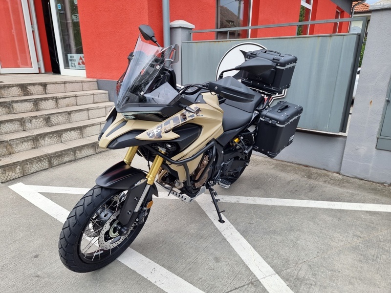 VOGE 625 DSX