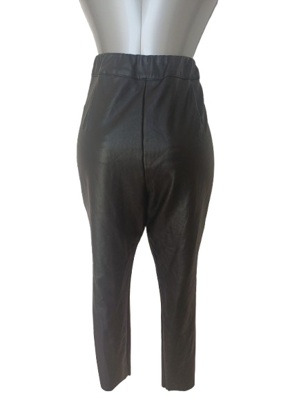 Čierne zateplené nohavice s imitáciou kože - 3