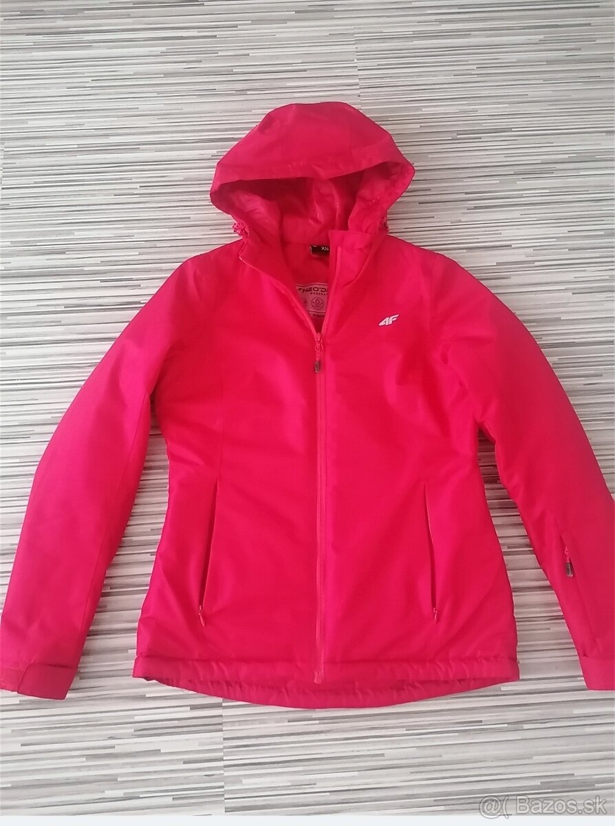 Dámska bunda 4F - 3