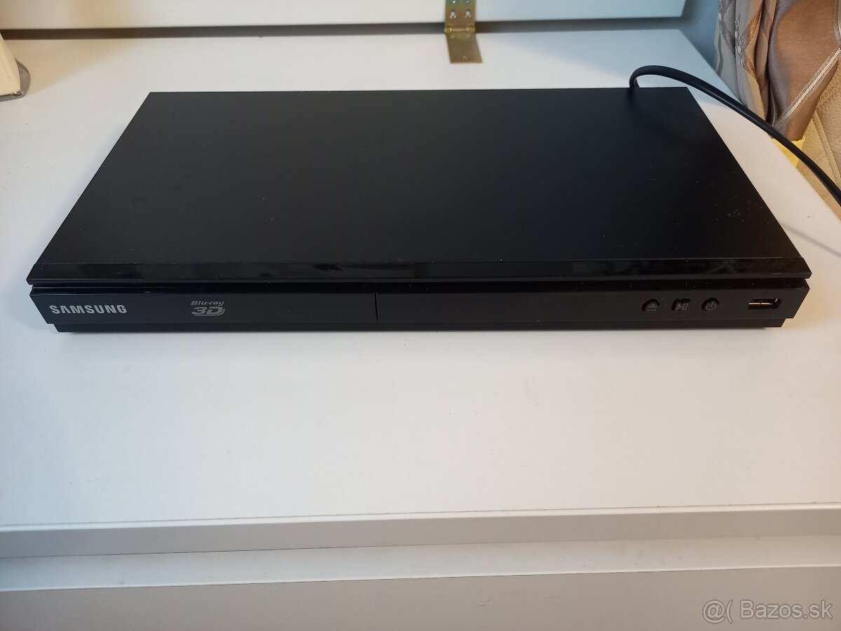 3D Blu-ray prehrávač Samsung BD-E5500. - 3