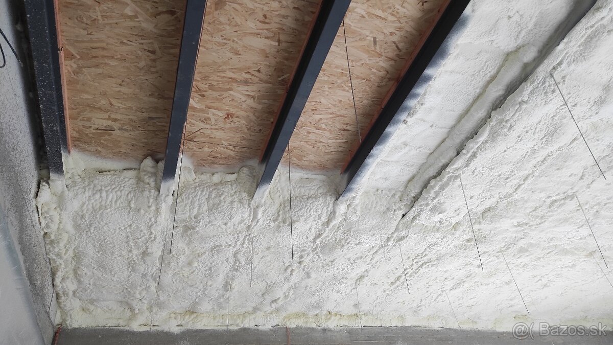 Striekaná pur izolácia - 3