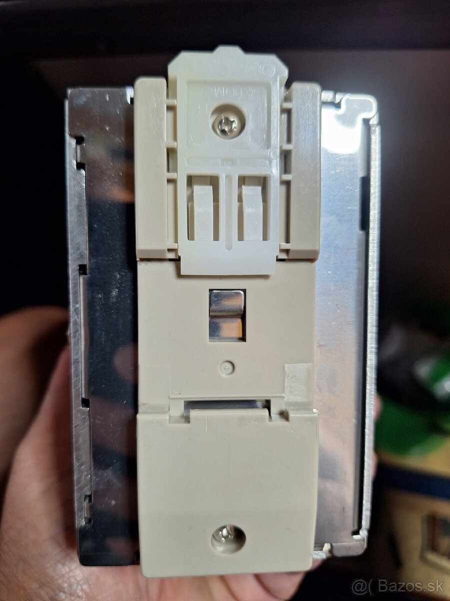 Napájací zdroj Omron S8VS-18024AP. - 3