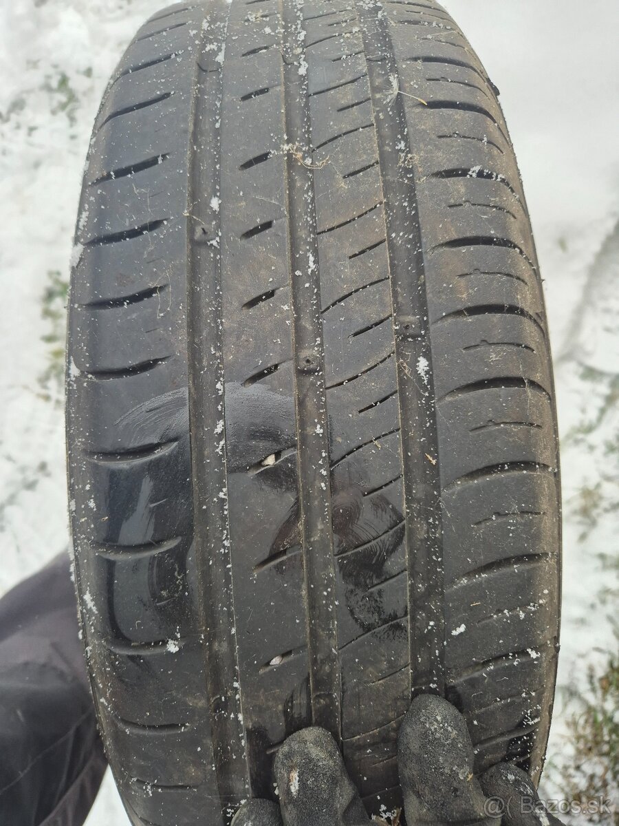 KUMHO 185/65 R15 - 3