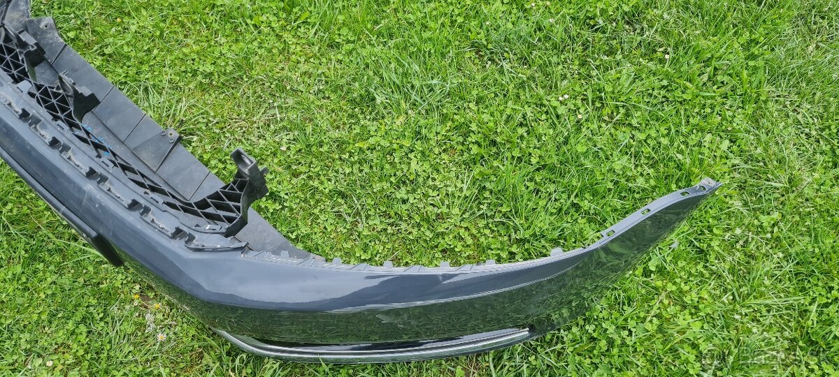 Nárazník passat b7 - 3