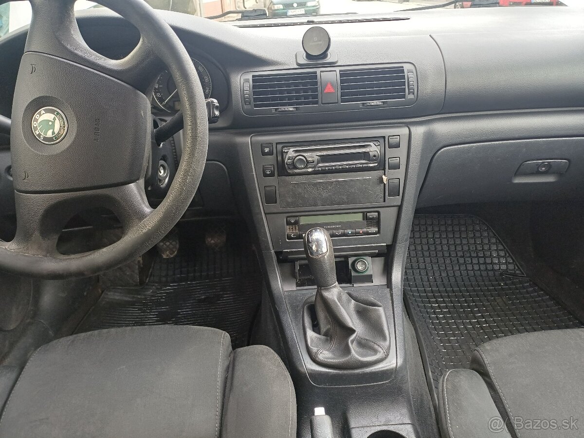 Skoda superB 1.9 tdi .85kw - 3