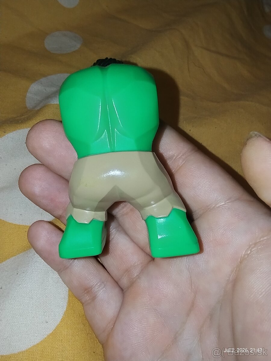Lego hulk - 3