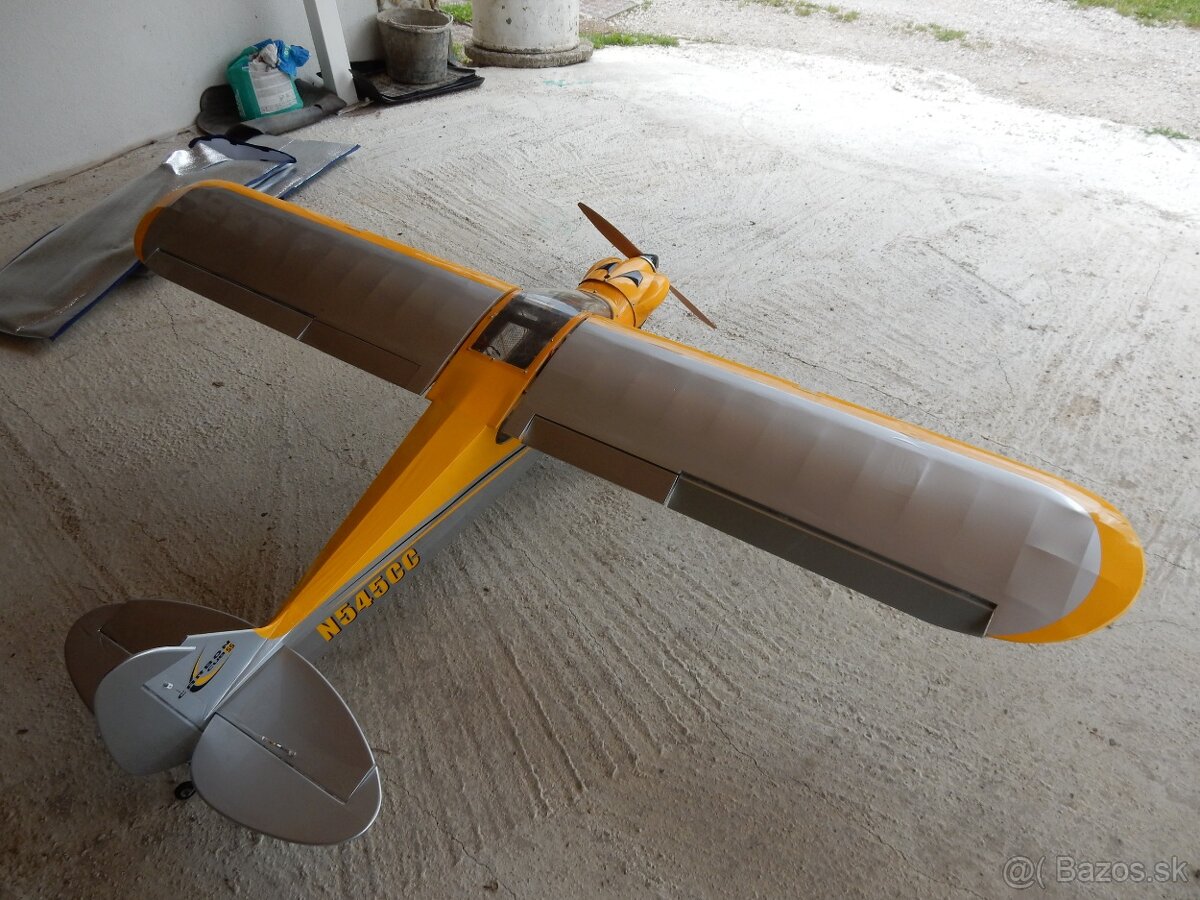 Piper carbon cap 55 hangar9 - 3