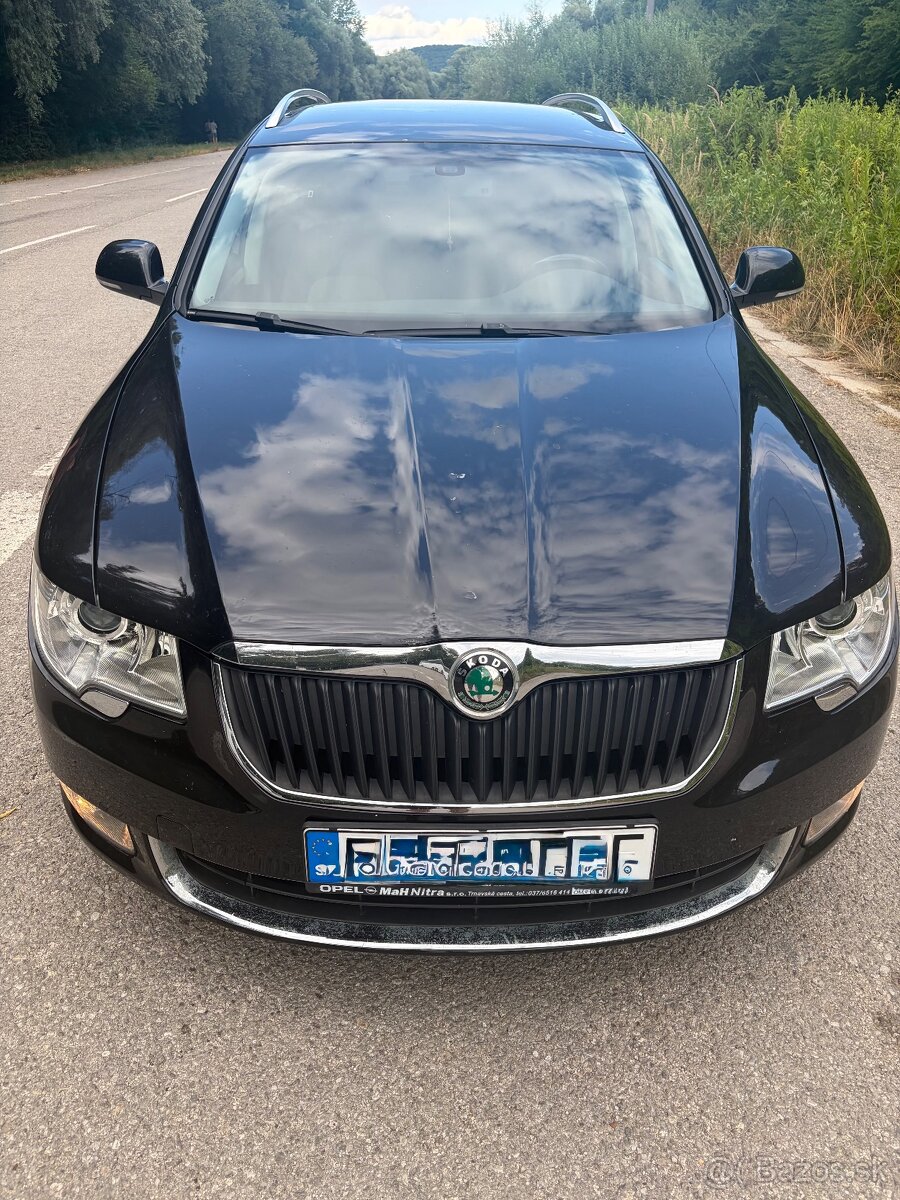 Škoda Superb Combi 2.0 TDI 103 kW • 2011 - 3