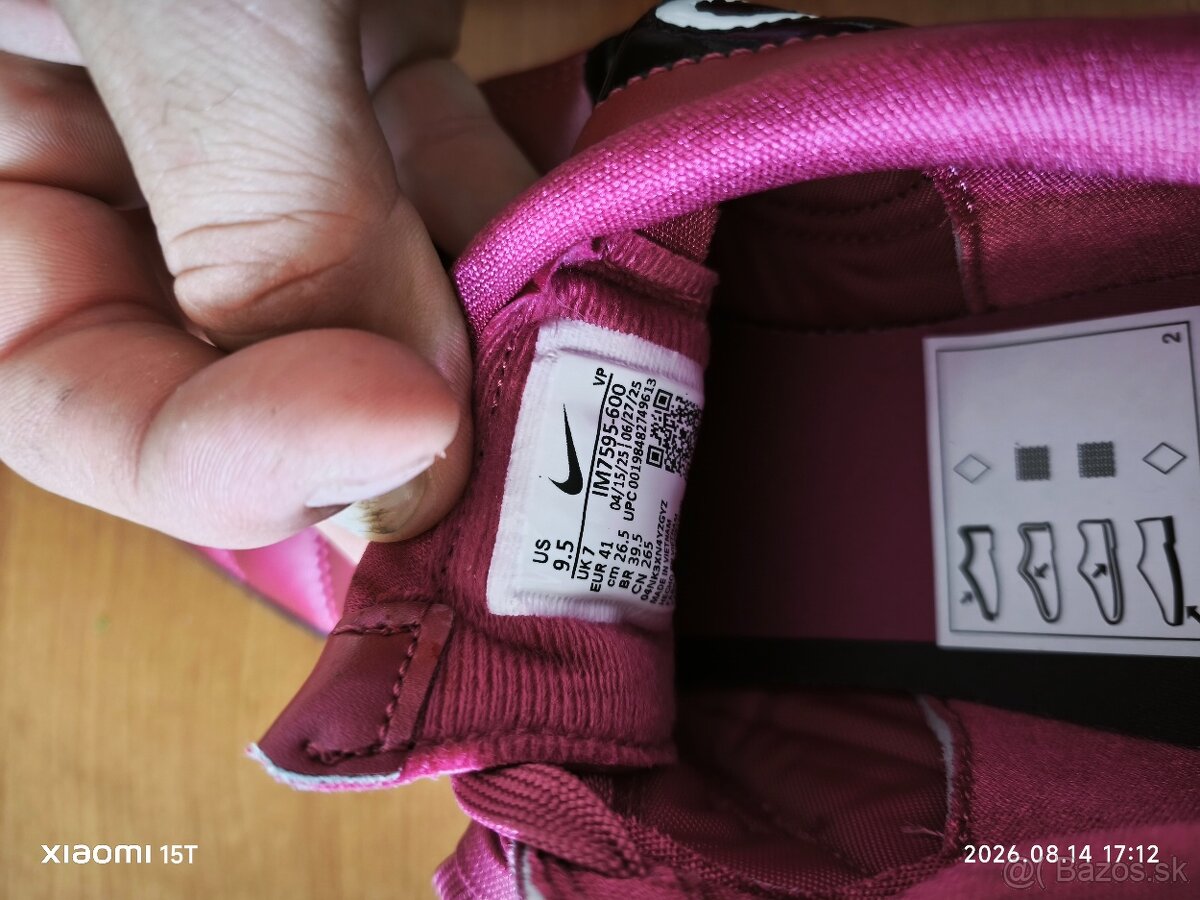 Nike total 90 - 3
