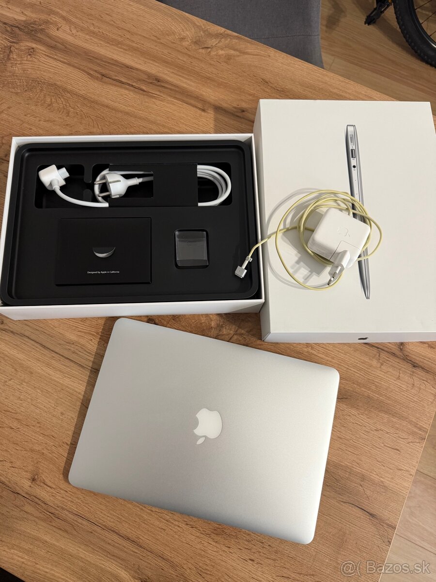 Macbook Air A1466 2017 - 3