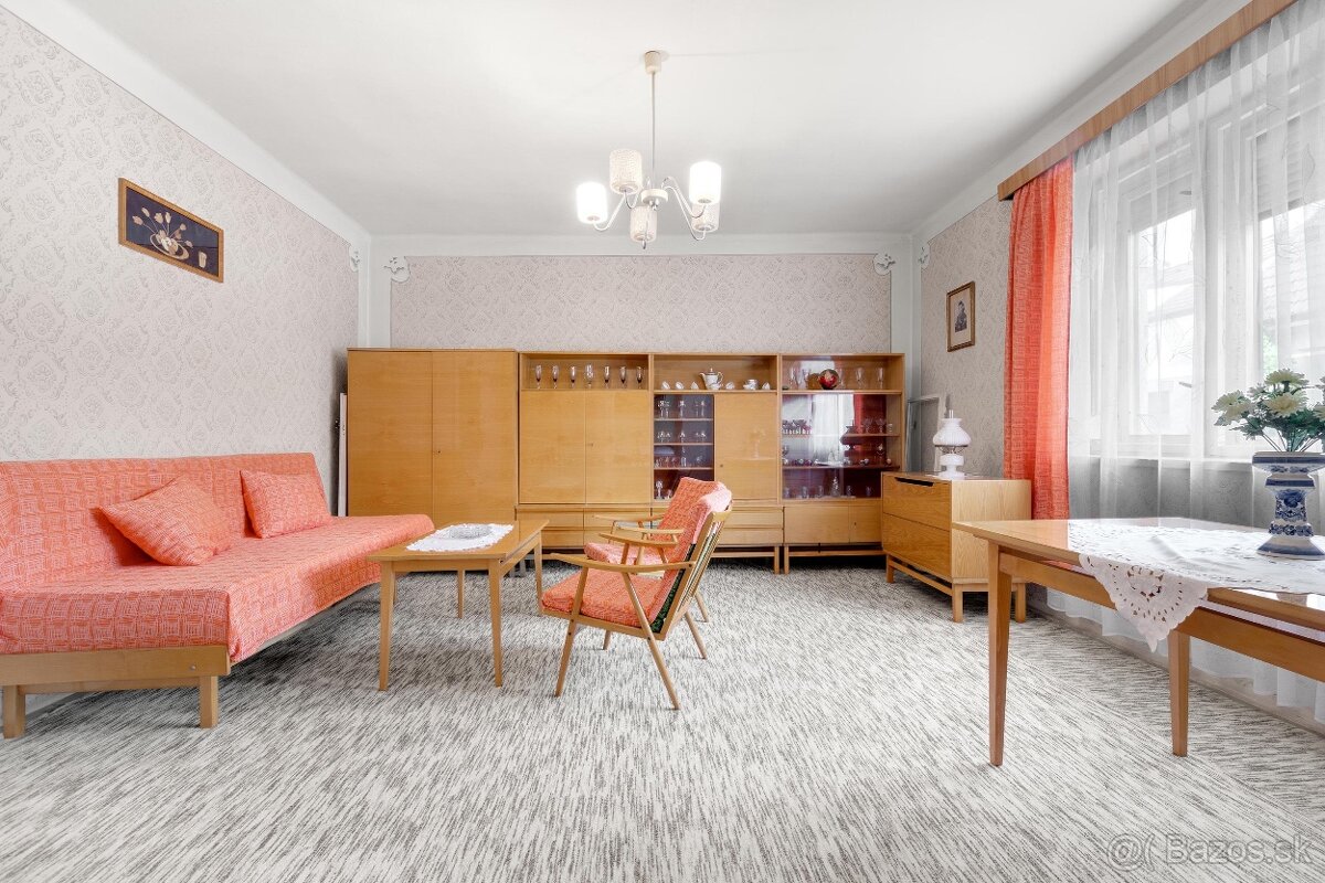 Na predaj starší rodinný dom v Lábe - 3