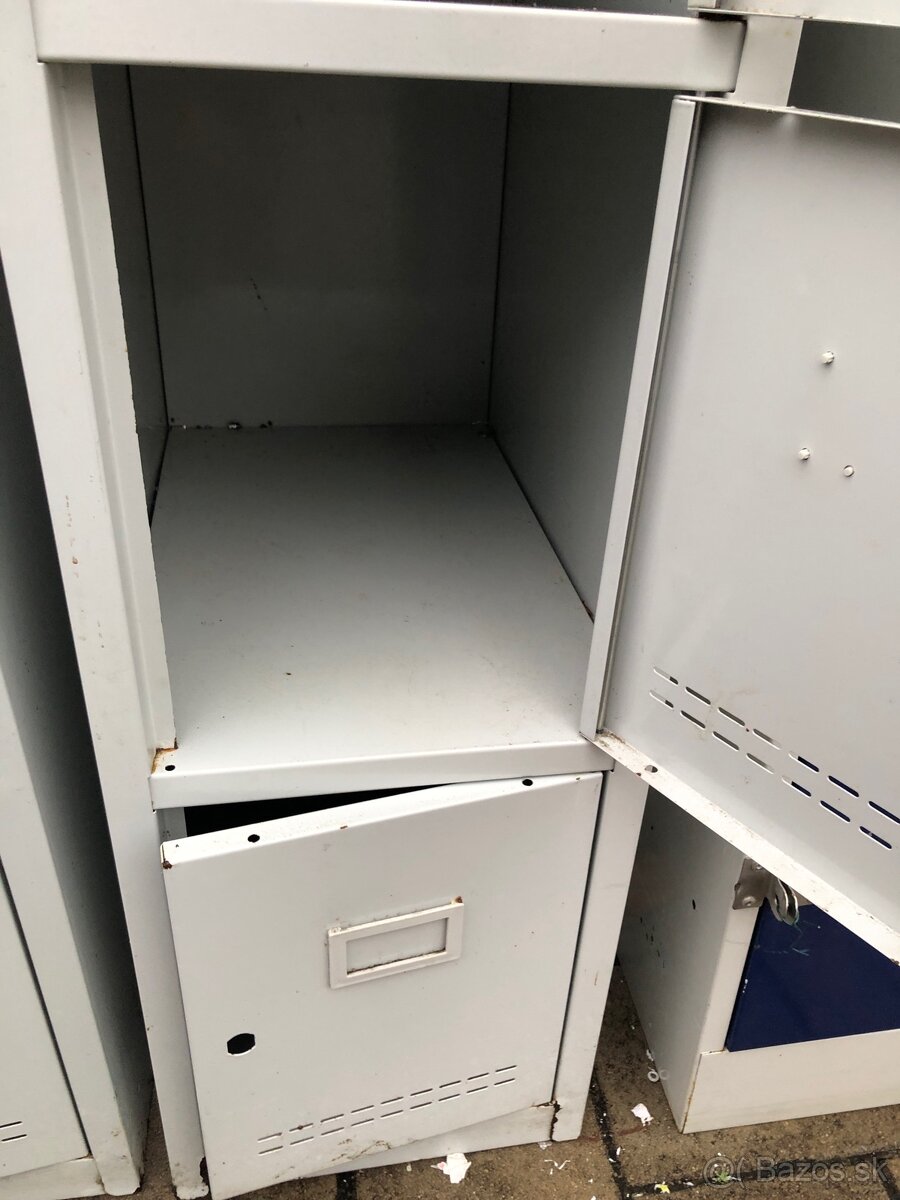 Šatníková skrinka 5 boxov 2kusy - 3